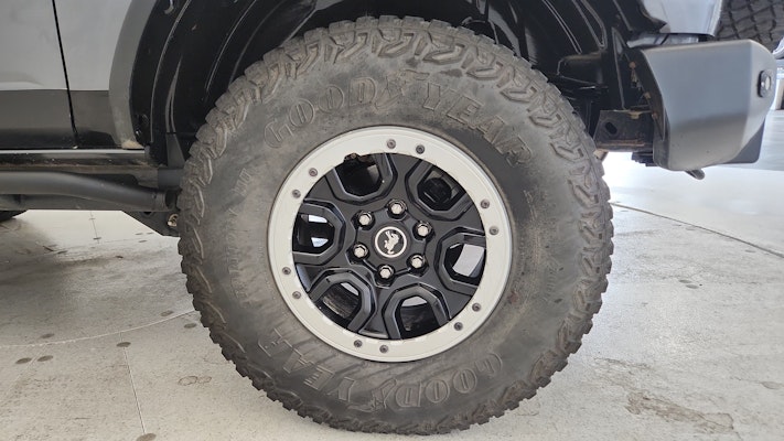 2021 Ford Bronco Base photo 13
