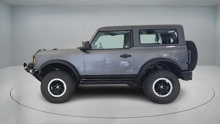 2021 Ford Bronco Base photo 4